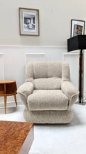 Charger l&#39;image dans la galerie, Fauteuil beige années 70
