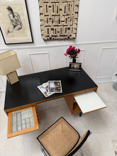 Charger l&#39;image dans la galerie, Bureau de direction vintage