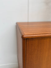 Charger l'image dans la galerie, Enfilade vintage scandinave