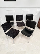 Charger l&#39;image dans la galerie, Lot de 5 chaises années 70