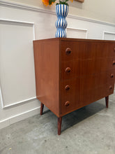 Charger l'image dans la galerie, Commode vintage scandinave 