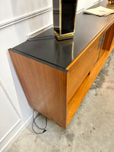 Charger l'image dans la galerie, Enfilade moderniste vintage