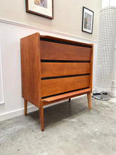 Charger l'image dans la galerie, Commode vintage scandinave