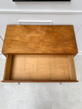 Charger l'image dans la galerie, Commode vintage