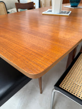 Charger l&#39;image dans la galerie, Table à manger en teck extensible vintage