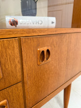 Charger l'image dans la galerie, Buffet haut scandinave