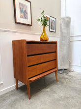 Charger l'image dans la galerie, Commode vintage scandinave