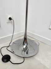 Charger l&#39;image dans la galerie, Lampadaire en chrome vintage