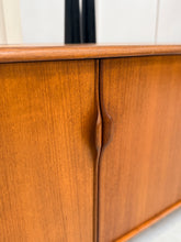 Charger l'image dans la galerie, Enfilade vintage scandinave