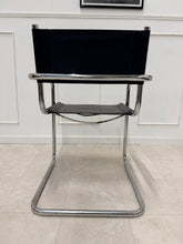 Charger l'image dans la galerie, Lot de 2 chaises vintage