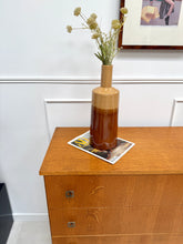 Charger l'image dans la galerie, Commode vintage pieds fuseaux