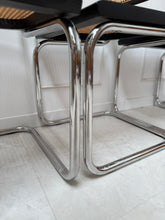 Charger l&#39;image dans la galerie, Lot de 4 chaises B32 noires