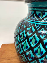 Charger l&#39;image dans la galerie, Vase style oriental