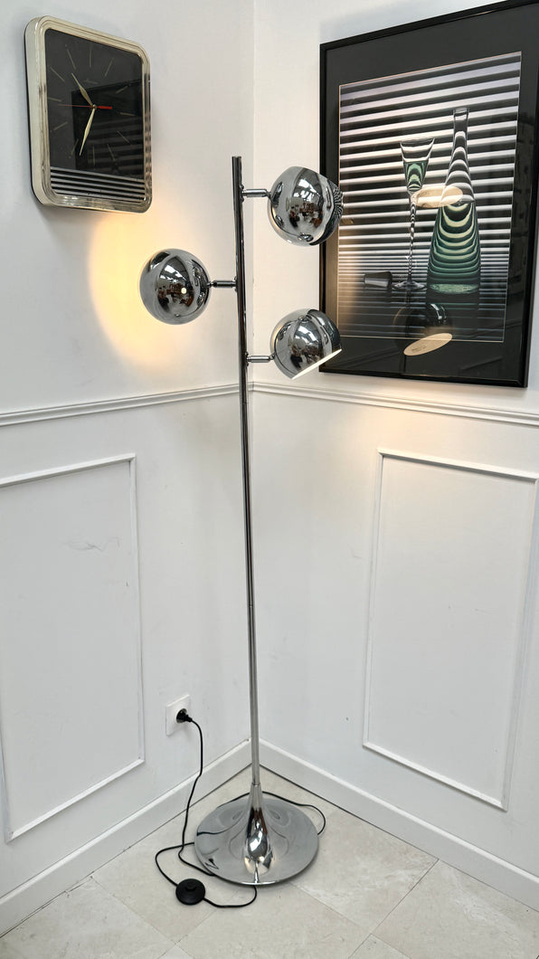 Lampadaire en chrome