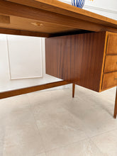 Charger l'image dans la galerie, Bureau vintage scandinave