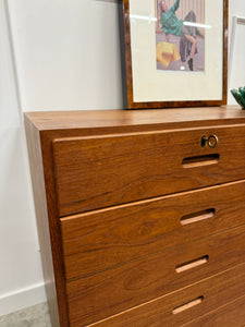 Enfilade scandinave en teck