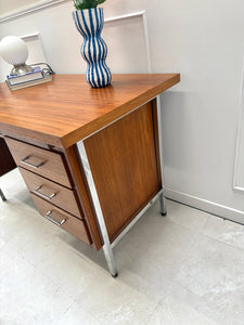 Bureau vintage des années 70