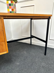 Bureau scandinave vintage