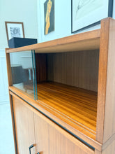 Charger l'image dans la galerie, Buffet moderniste années 60