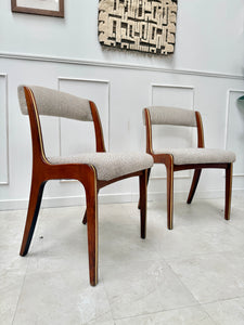Paire de chaises vintage