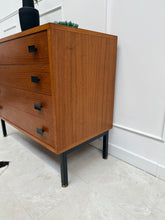 Charger l'image dans la galerie, Commode teck moderniste