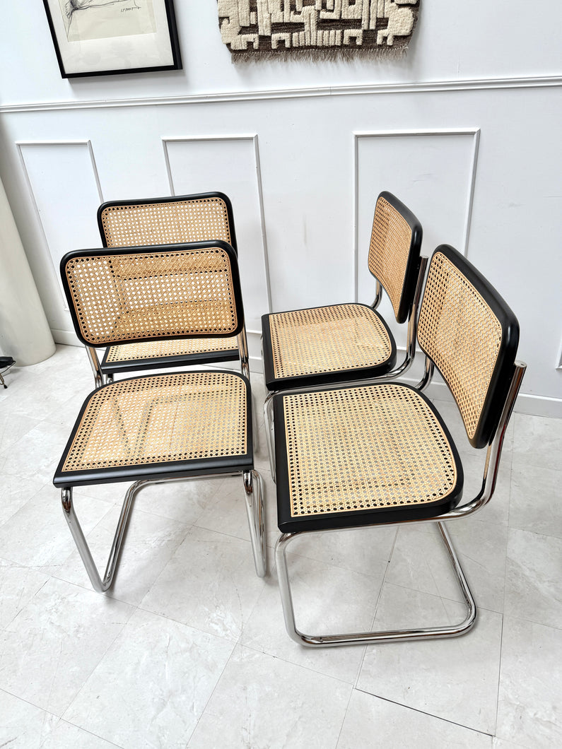 Lot de 4 chaises B32 noires