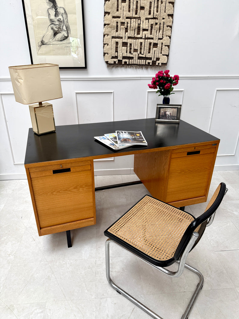 Bureau de direction vintage