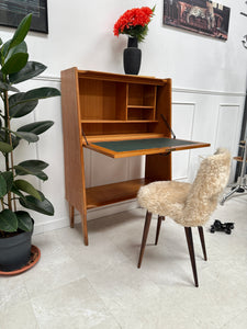 Secrétaire scandinave pieds compas