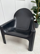 Charger l'image dans la galerie, Fauteuil 4794 Kartell par Gae Aulenti