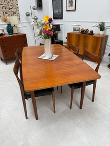 Table à manger en teck extensible vintage
