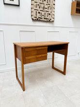 Charger l'image dans la galerie, Bureau vintage style scandinave