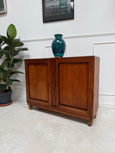 Charger l&#39;image dans la galerie, Buffet vintage