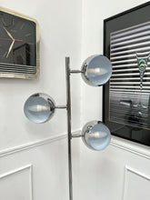 Charger l&#39;image dans la galerie, Lampadaire en chrome vintage