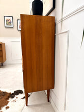 Charger l'image dans la galerie, Buffet haut scandinave