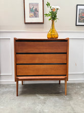 Charger l'image dans la galerie, Commode vintage scandinave