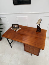 Charger l&#39;image dans la galerie, Bureau moderniste 60’s