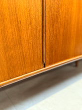 Charger l'image dans la galerie, Enfilade vintage scandinave