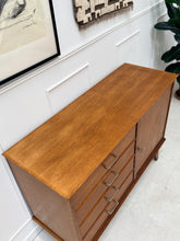 Charger l'image dans la galerie, Buffet vintage pieds compas