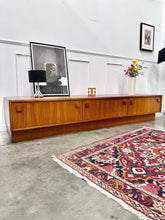 Charger l&#39;image dans la galerie, Enfilade basse scandinave