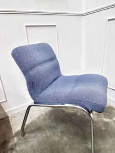 Fauteuil design tissu bleu