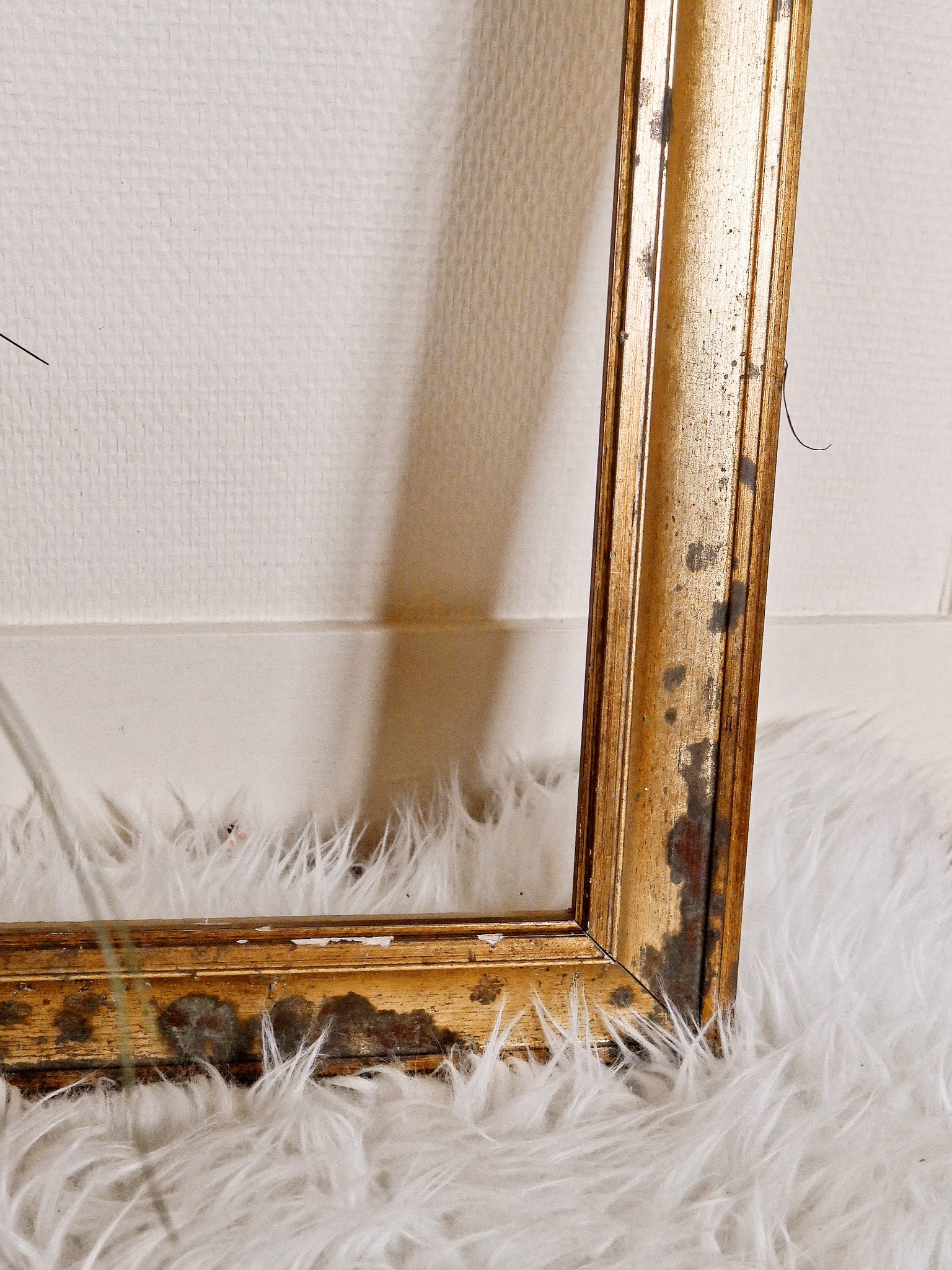 Cadre 8F Montparnasse Patné Doré Feullure 46 cm x 38 Frame Penture Cadre 8F Montparnasse Patné Doré Feullure 46 cm x 38 Frame Penture