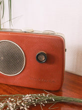 Charger l&#39;image dans la galerie, Radio portable vintage