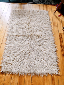 Tapis en laine vintage 1970